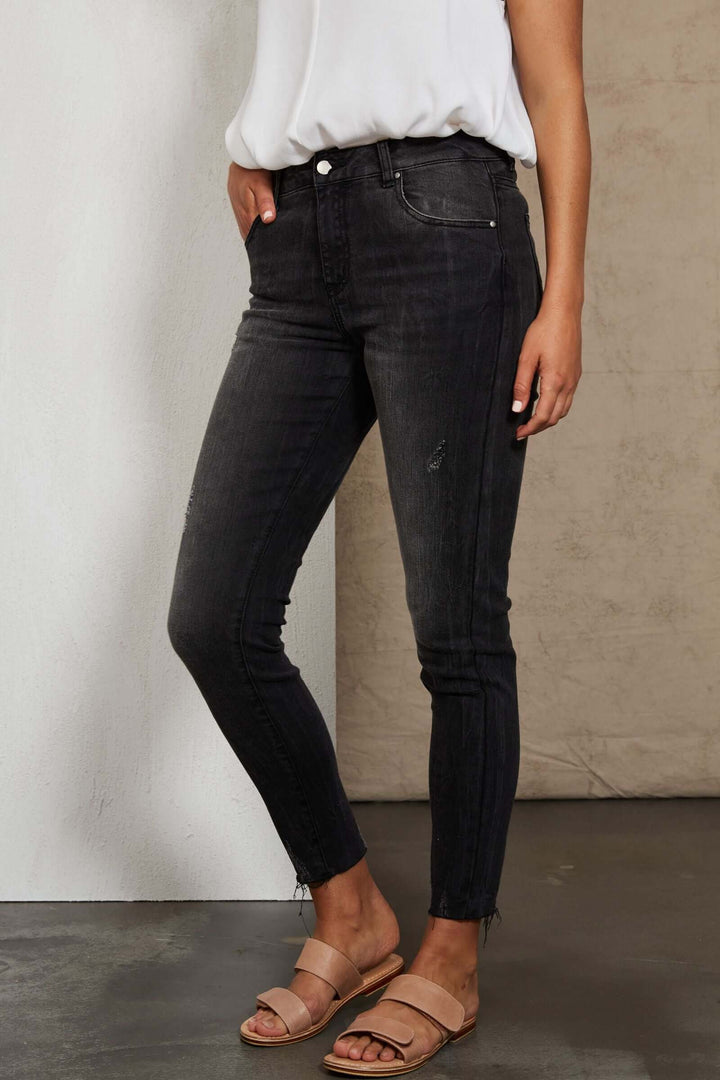 Junko Denim Jeans | Black