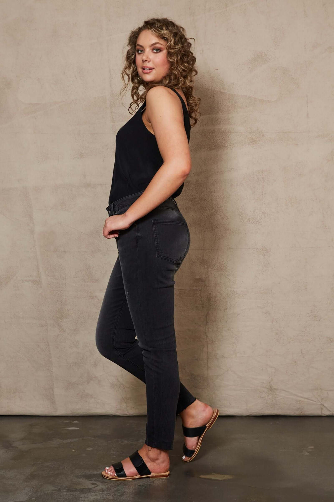 Junko Denim Jeans | Black